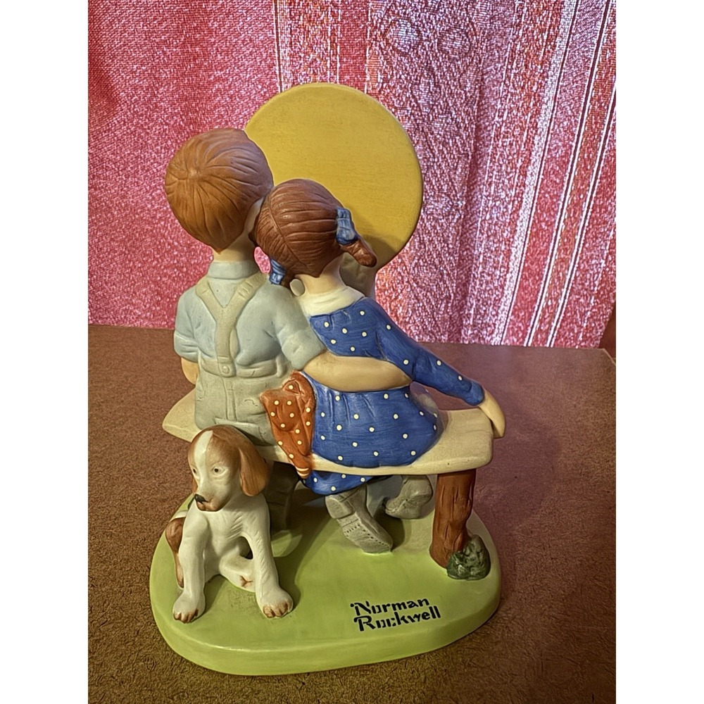 NORMAN‎ ROCKWELL "Young Love" 1980 Figurine Vintage Collectible
